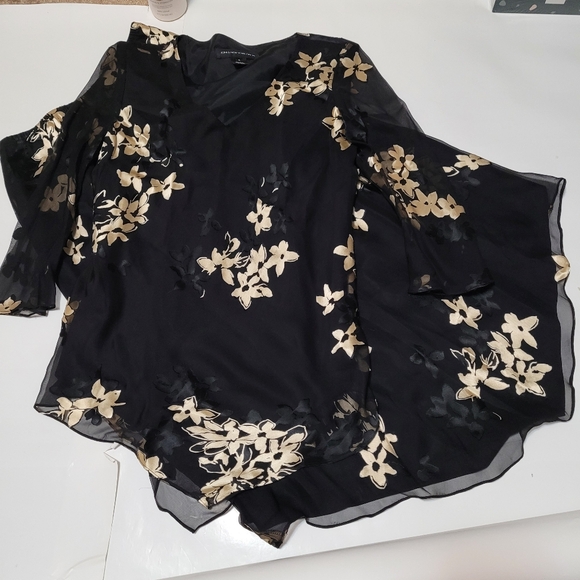Vintage Black gold silk floral to skirt set